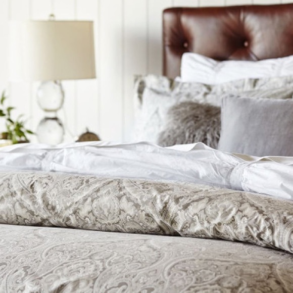 Pottery Barn Mackenna Paisley Duvet 